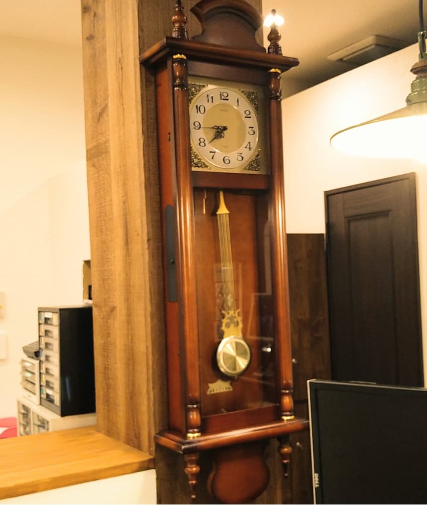 A large grandfather’s clock
